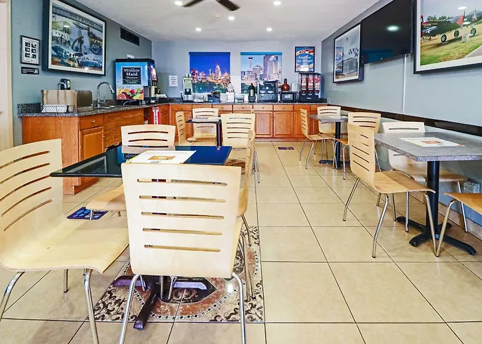 Rodeway Inn San Antonio Lackland Afb - Seaworld