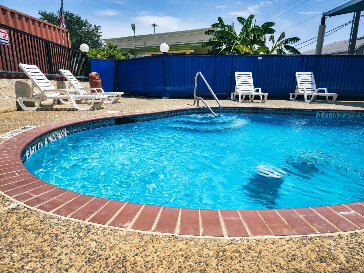 Rodeway Lackland Afb - Seaworld Gasthof San Antonio