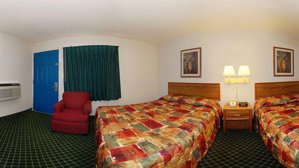 Gasthof Rodeway Lackland Afb - Seaworld San Antonio
